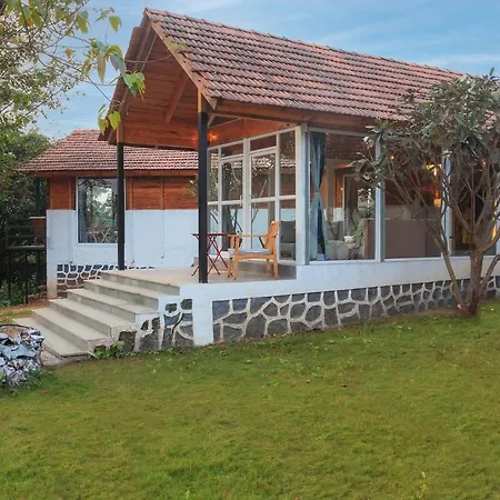 Anjee's Chalet: Mountain-View Villa with Classic Interiors & Lawn-3